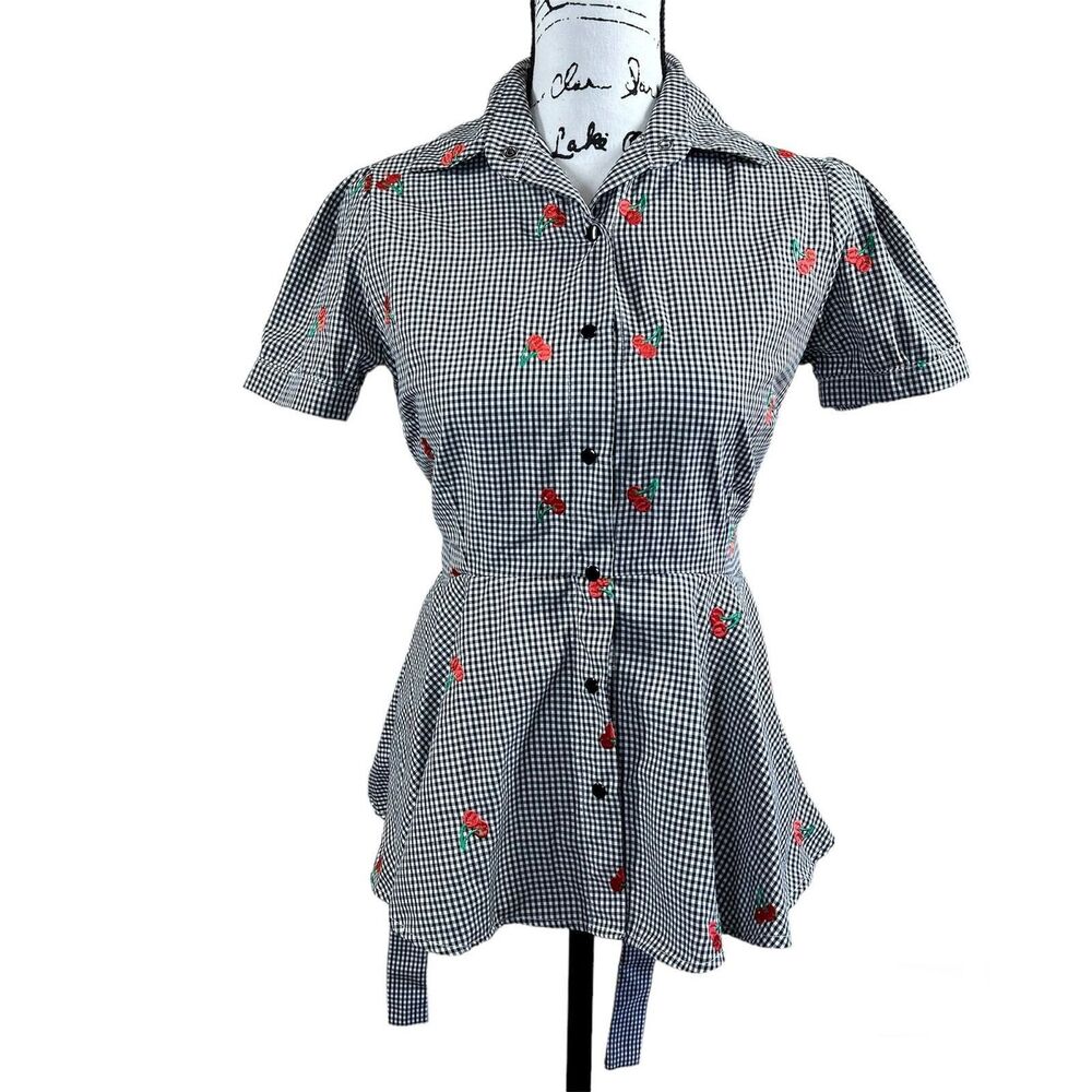 Hemet Gingham and Cherries Peplum Top size S pin up doll barbie Grease pink lady